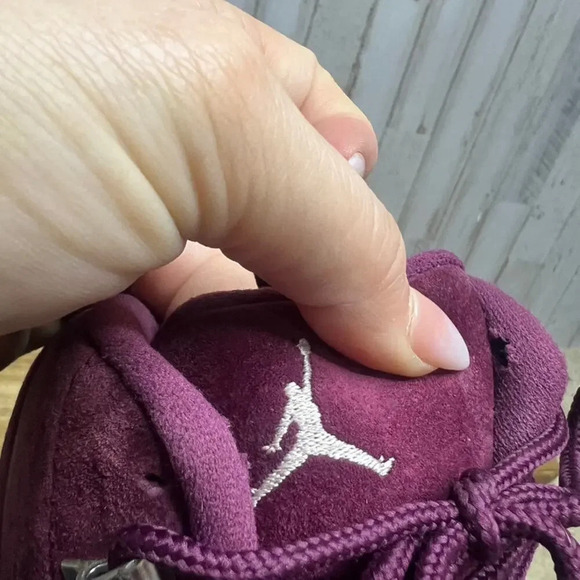 Nike Air Jordan 12 Retro Bordeaux Men\'s Size 11.5 Basketball‎ Shoes main image 9